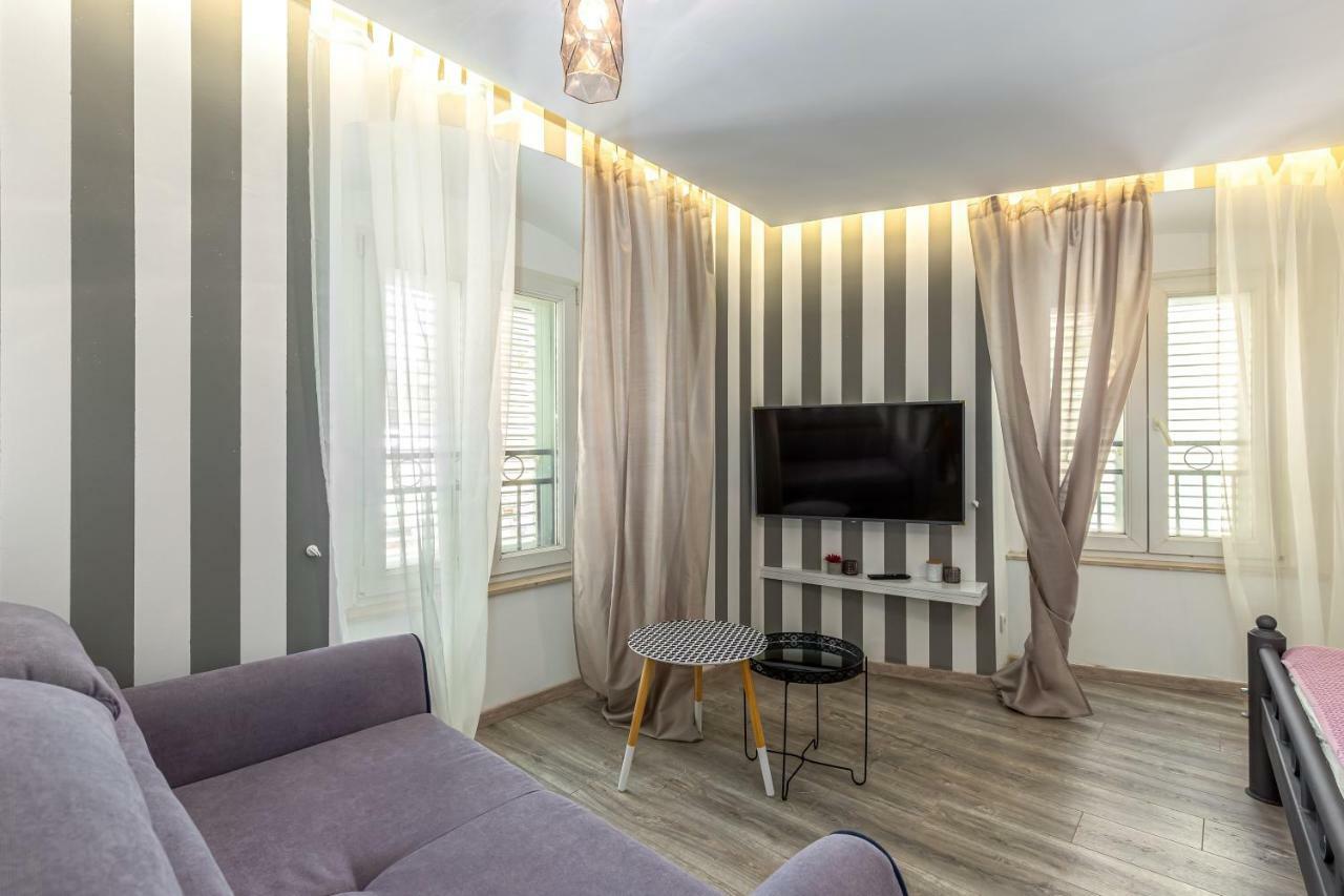 Forever Apartment & Rooms Rijeka Bagian luar foto